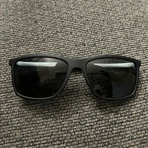 EMPORIO ARMANI EA4058